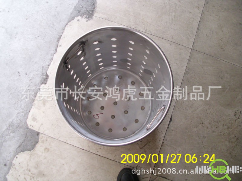 一、范围:本公司专业不锈钢钣金,机箱机柜钣金加工,精密焊接加工; 二、加工设备:剪板机,折弯机,氩焊机,自动焊接机,抛光机,打磨机,拉丝机等拥有相关的钣金加工设备15台; 三、人才:有一批精通钣金加工工艺的工程师和技工; 四、合作方式:可以来图来样,来料加工,OEM加工; 五、行业范围:本公司所加工的产品包括机械行业设备,五金产品,食品行业,水处理行业等配套工程。 六、工艺:激光切割,数控冲孔,精密焊接,自动焊接,抛光拉丝处理